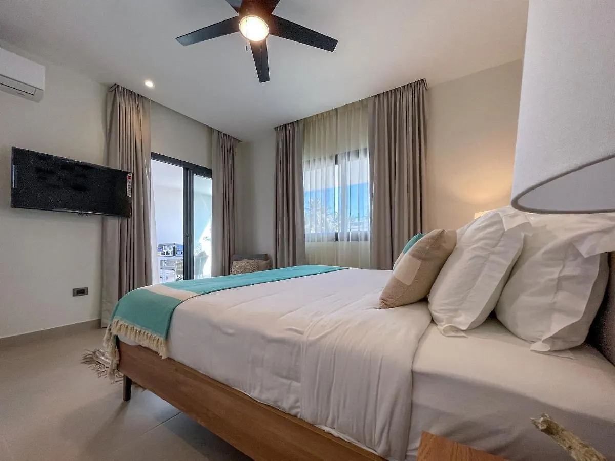 Gorgeous Apartment With Private Picuzzi Steps From Punta Cana