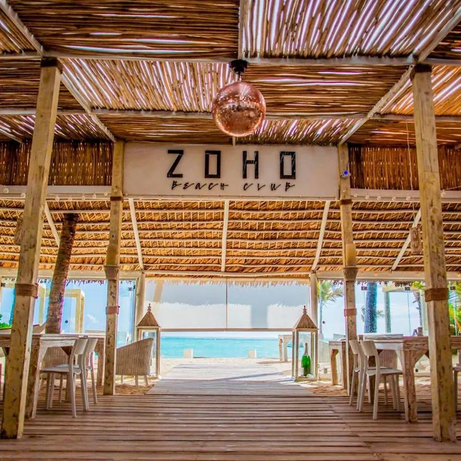 Gorgeous Apartment With Private Picuzzi Steps From Punta Cana