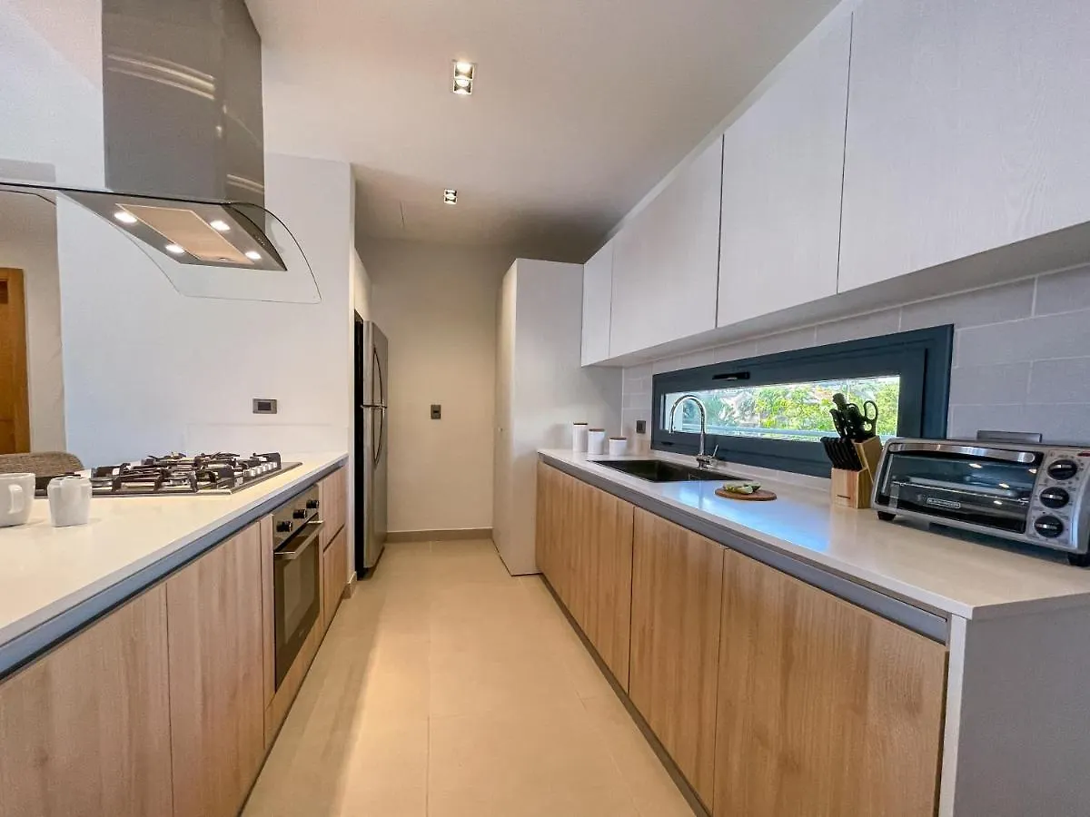 Gorgeous Apartment With Private Picuzzi Steps From Punta Cana