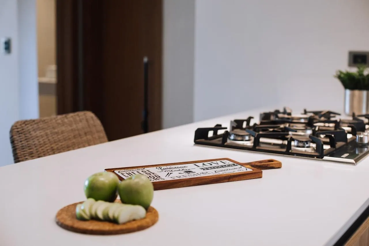 Gorgeous Apartment With Private Picuzzi Steps From 푼타 카나 도미니카 공화국