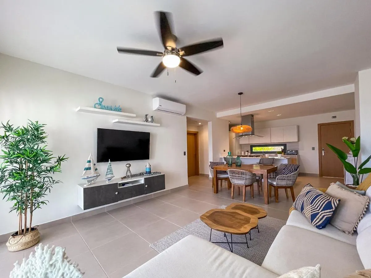 Gorgeous Apartment With Private Picuzzi Steps From 푼타 카나 도미니카 공화국