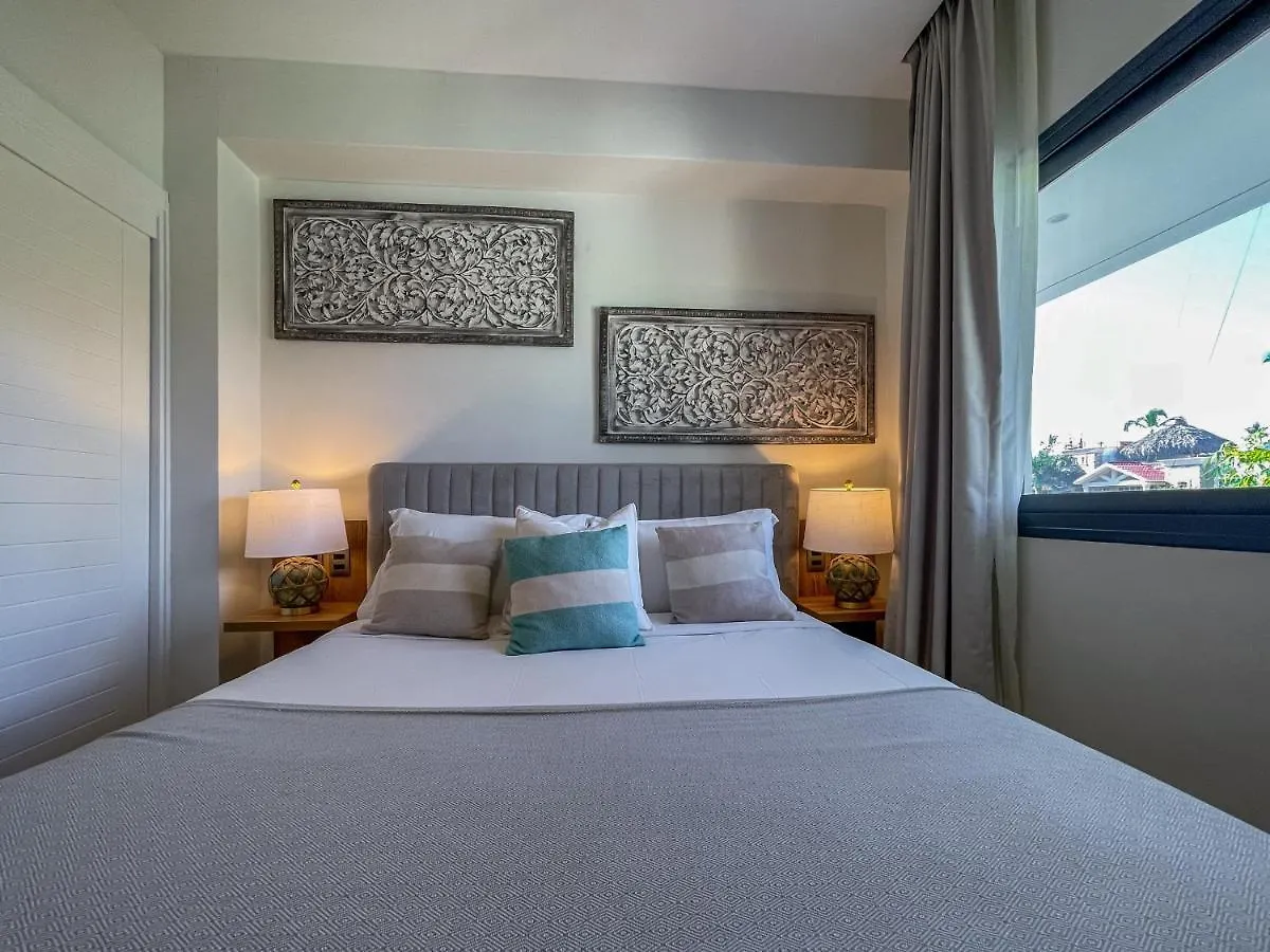 Gorgeous Apartment With Private Picuzzi Steps From 푼타 카나 0*,